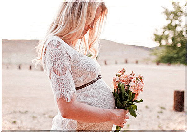 Wedding dress for pregnant women, how to choose?