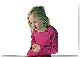 child-with-stomachache-il