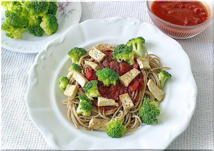 Ideas for cooking with pasta include nutritious vegetables like broccoli.