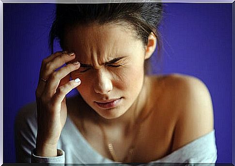 High blood pressure in women causes headache.